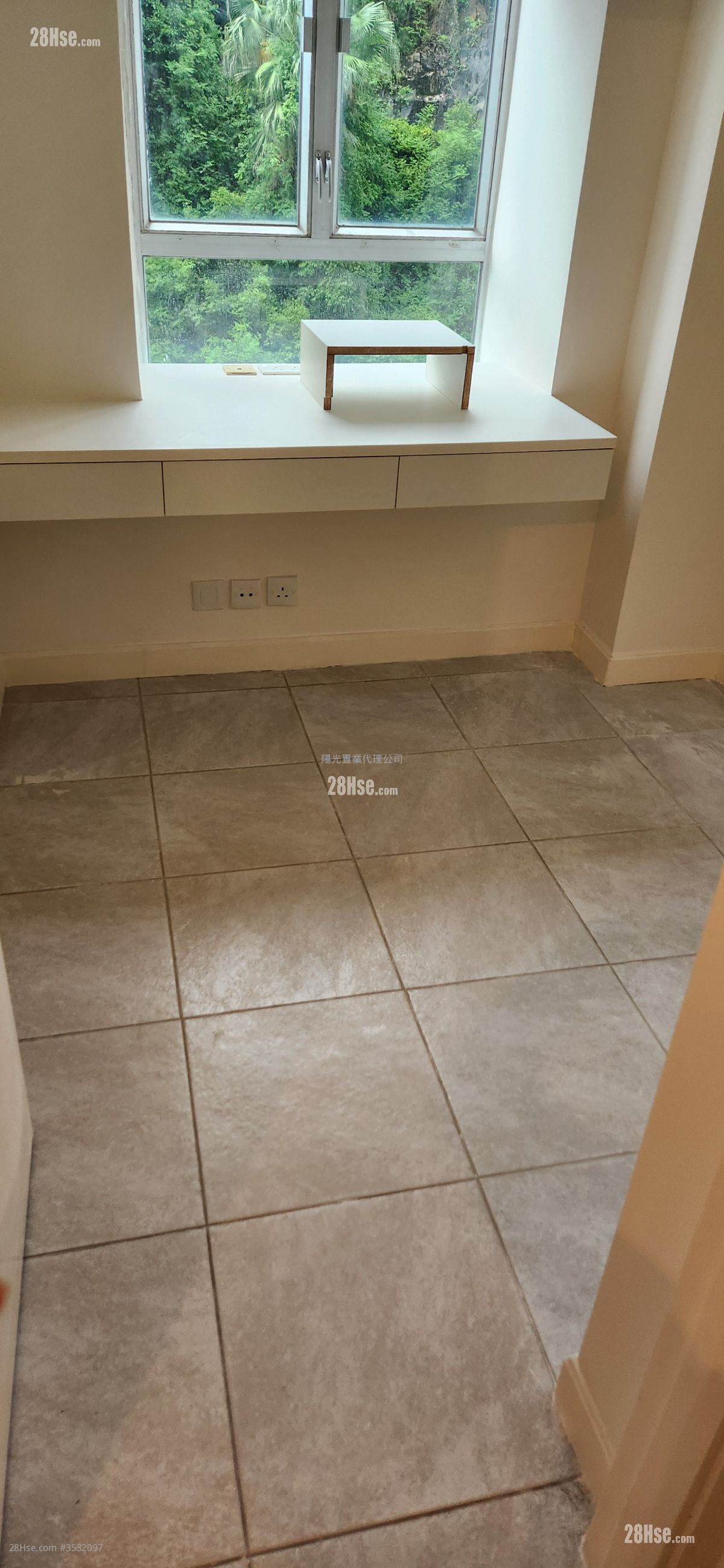 Belleve Court Rental 288 ft² ( 26.8 m² )