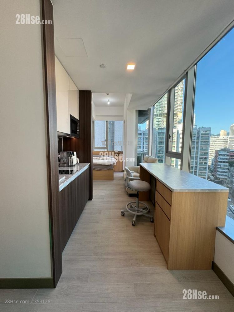 L Living 23 Rental Studio , 1 Bathroom 276 ft² ( 25.6 m² )