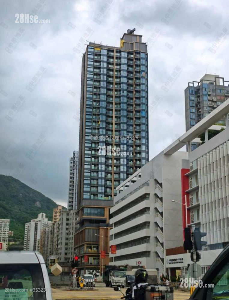 Echo House Rental 1 Bedroom , 1 Bathroom 350 ft² ( 32.5 m² )