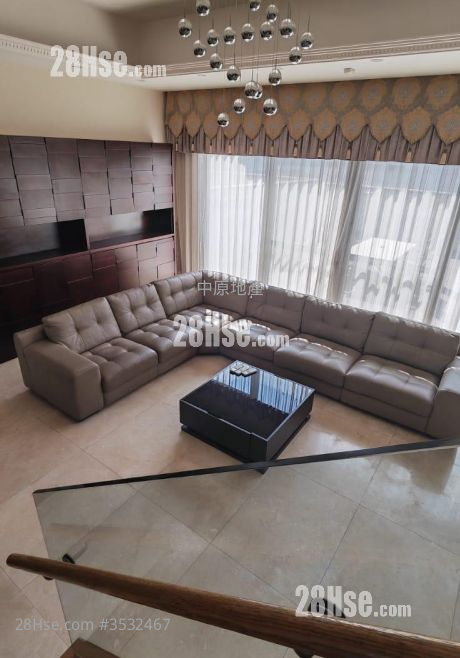The Green Sell 3 Bedrooms , 3 Bathrooms 1,798 ft² ( 167.0 m² )