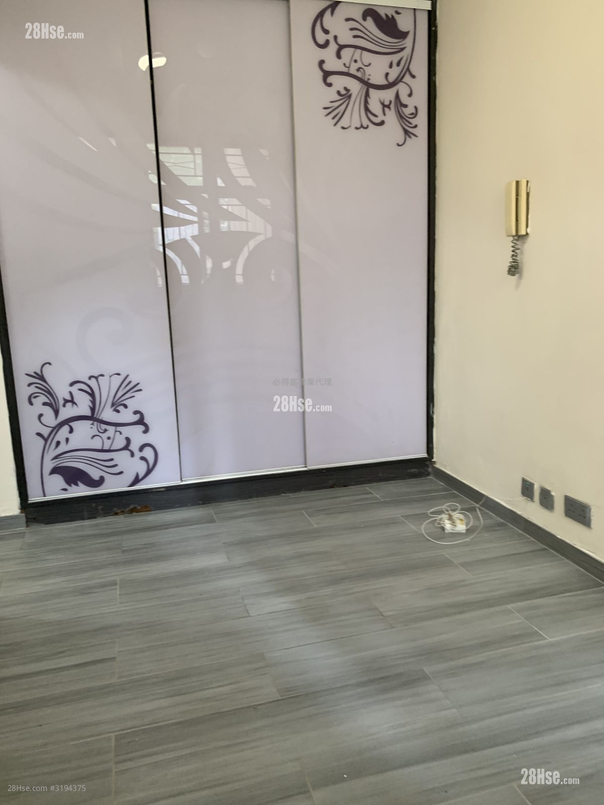 Tung Lam Court Rental Studio , 1 Bathroom 215 ft² ( 20.0 m² )