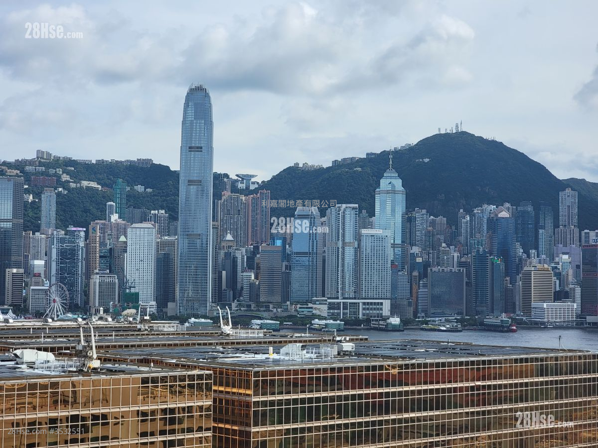 港景峰 售盘 3 房 , 2 浴室 778 平方尺 ( 72.3 平方米 )