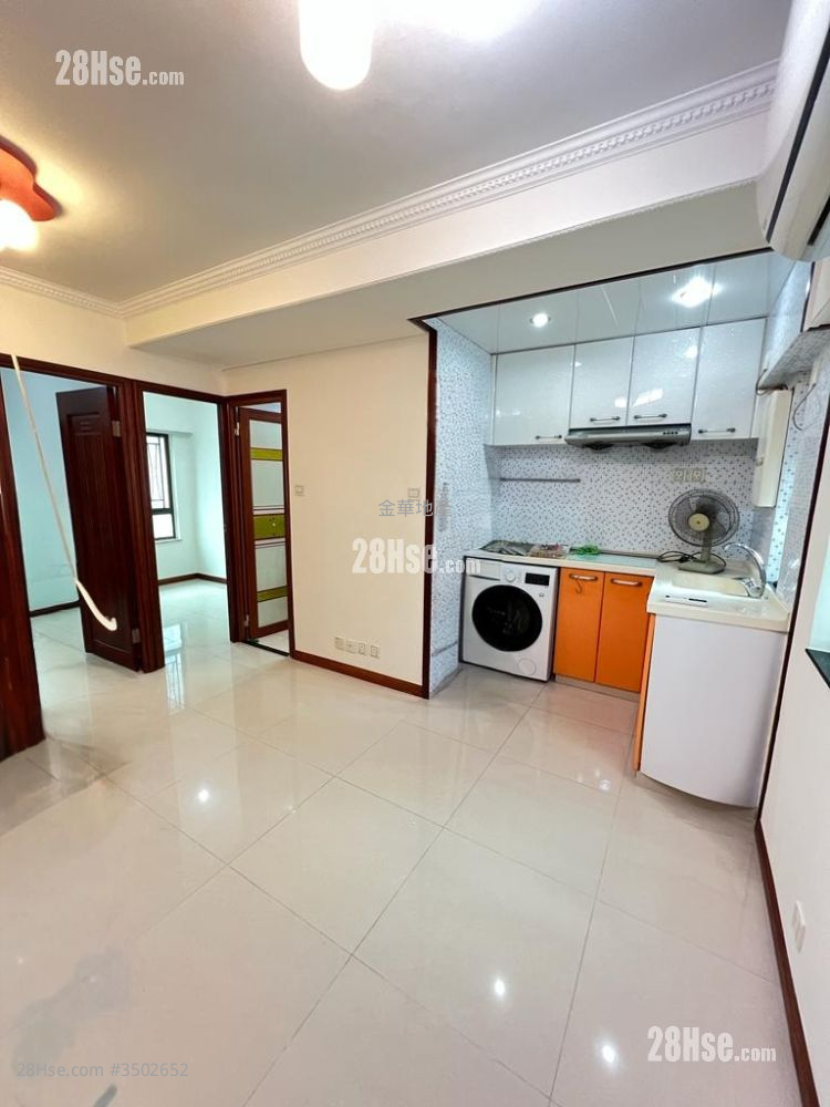 Green View Court Rental 2 Bedrooms , 1 Bathroom 329 ft² ( 30.6 m² )