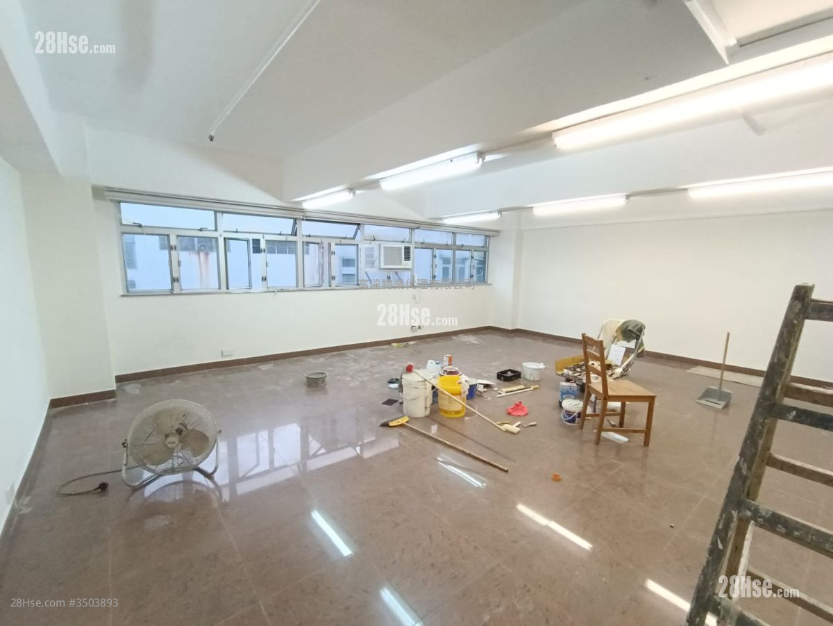 Cantake Factory Building Rental 565 ft² ( 52.5 m² )