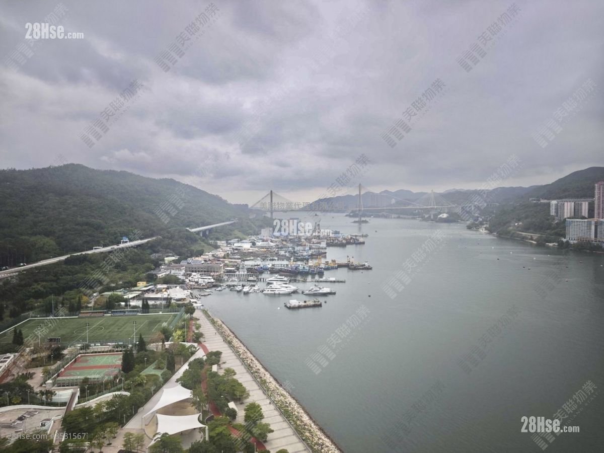 Ching Tai Court Sell 3 Bedrooms , 1 Bathroom 554 ft² ( 51.5 m² )