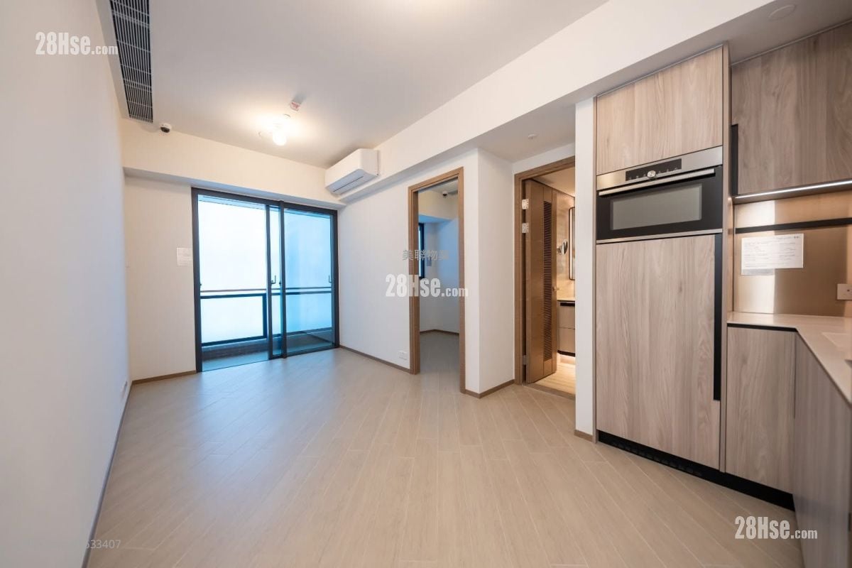 High Park Sell 1 Bedroom , 1 Bathroom 338 ft² ( 31.4 m² )