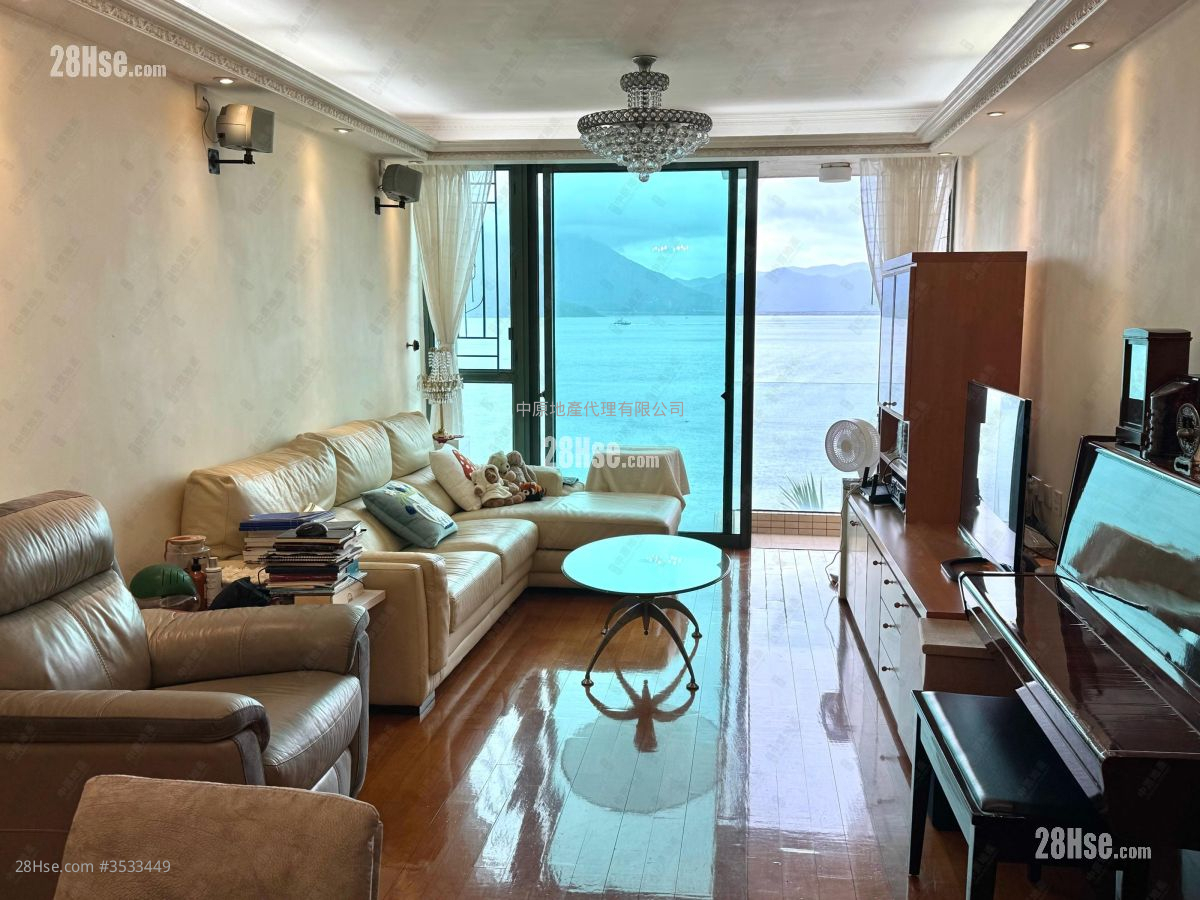 Villa Oceania Sell 3 Bedrooms , 2 Bathrooms 959 ft² ( 89.1 m² )
