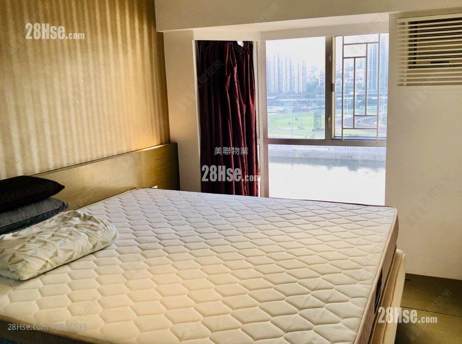 Pictorial Garden Rental 842 ft² ( 78.2 m² )