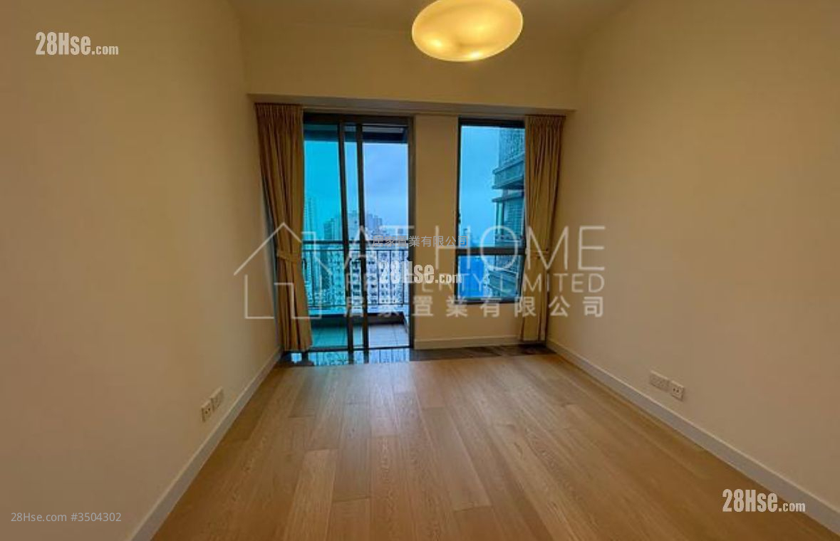 No.2 Park Road Rental 3 Bedrooms , 2 Bathrooms 864 ft² ( 80.3 m² )