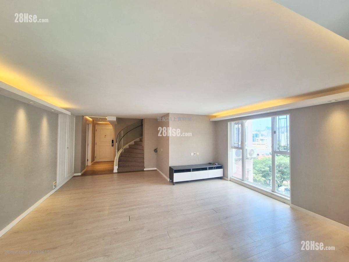 Boland Court Sell 2 Bedrooms , 2 Bathrooms 1,115 ft² ( 103.6 m² )