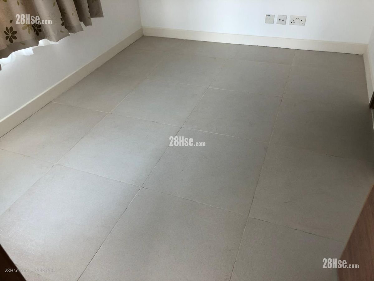 City 18 Rental 1 Bedroom , 1 Bathroom 319 ft² ( 29.6 m² )