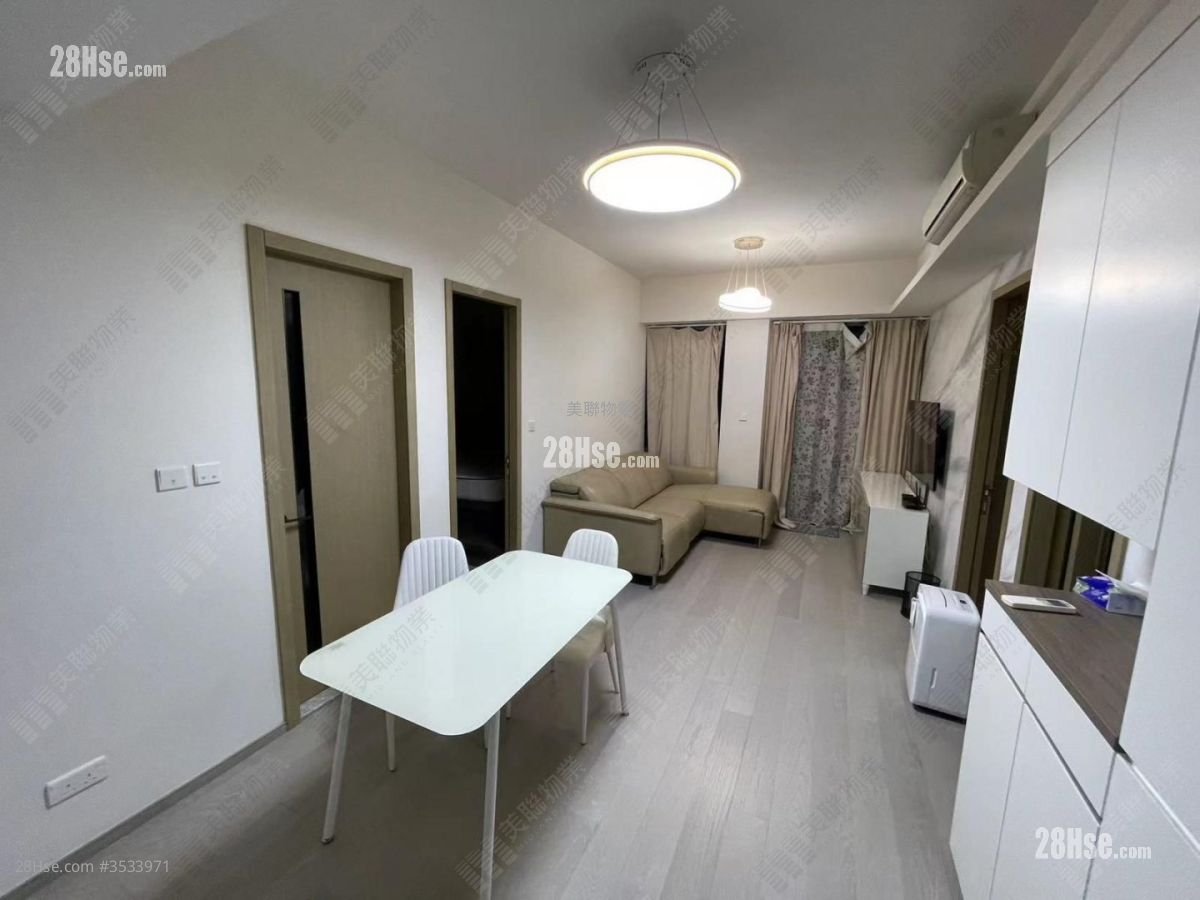 Ontolo Sell 2 Bedrooms , 1 Bathroom 593 ft² ( 55.1 m² )