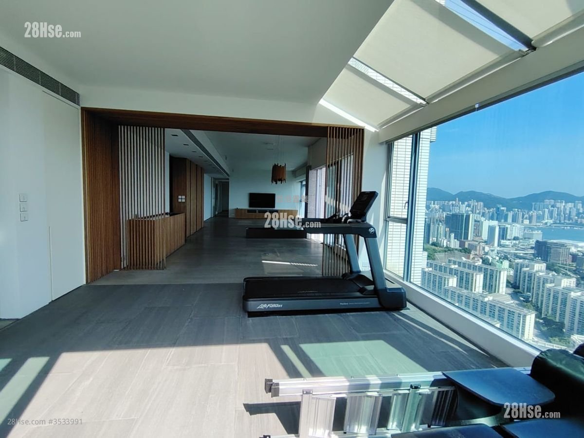 No. 15 Homantin Hill Sell 3 Bedrooms , 3 Bathrooms 3,170 ft² ( 294.5 m² )