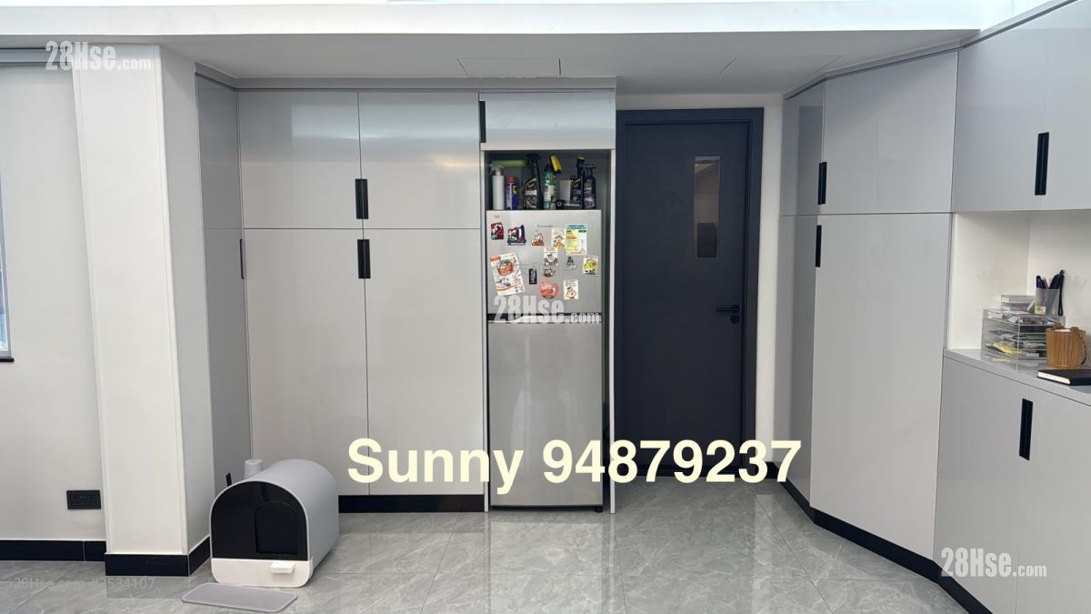 Scenery Mansion Sell 3 Bedrooms , 2 Bathrooms 1,163 ft² ( 108.0 m² )