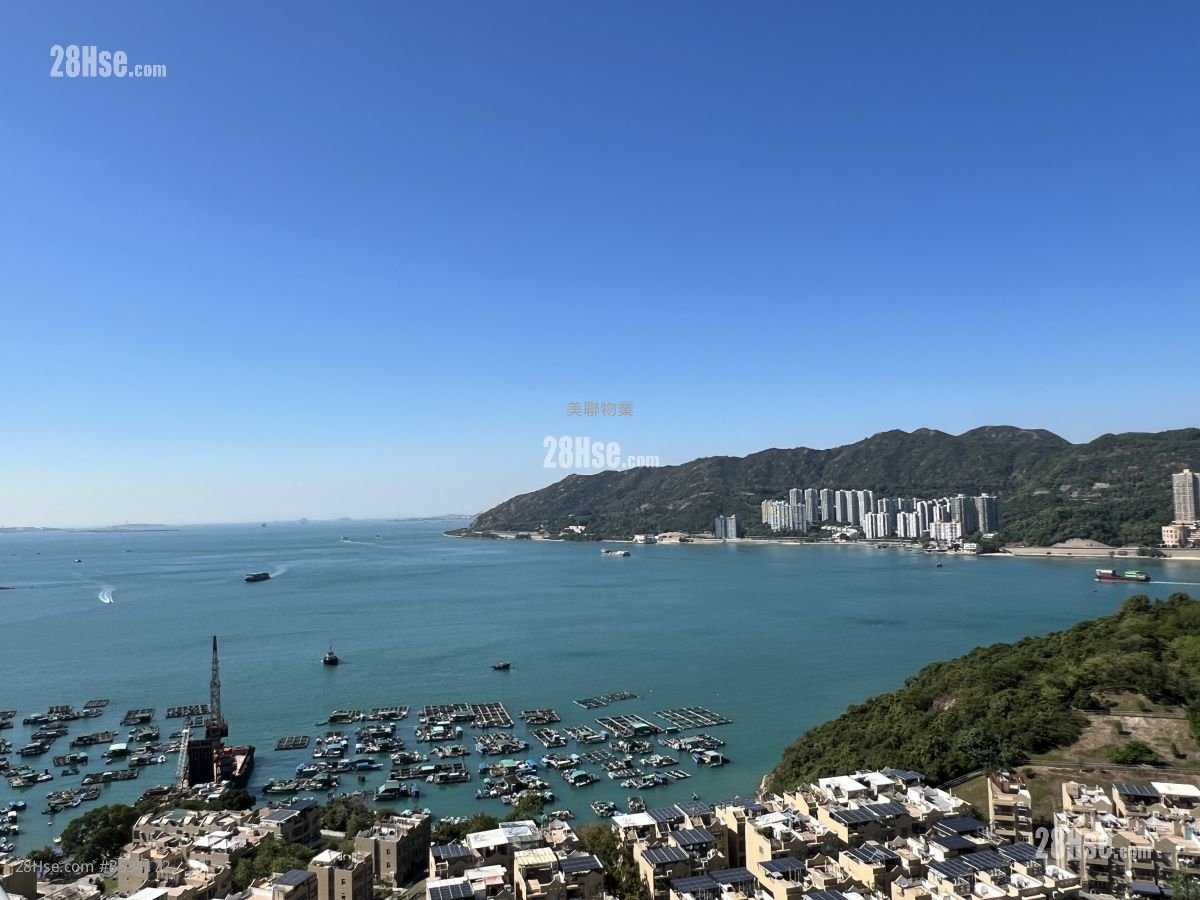 珀丽湾 售盘 4 房 , 3 浴室 781 平方尺 ( 72.6 平方米 )