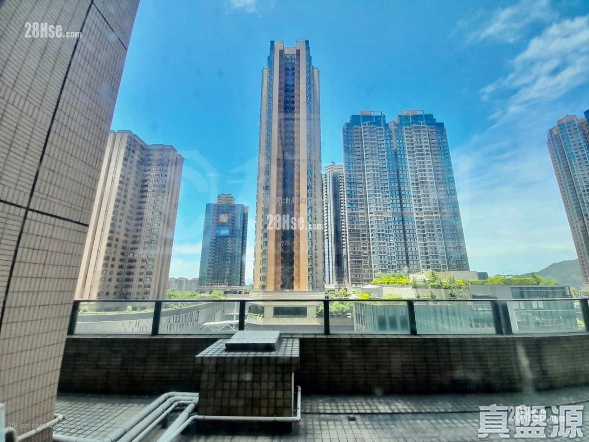 Yoho Midtown Sell 2 Bedrooms 475 ft² ( 44.1 m² )