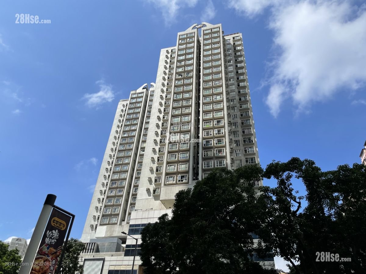 Yue Xiu Plaza Sell 2 Bedrooms , 1 Bathroom 448 ft² ( 41.6 m² )