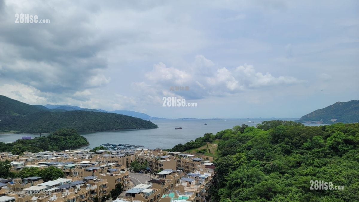 Park Island Sell 3 Bedrooms , 2 Bathrooms 762 ft² ( 70.8 m² )