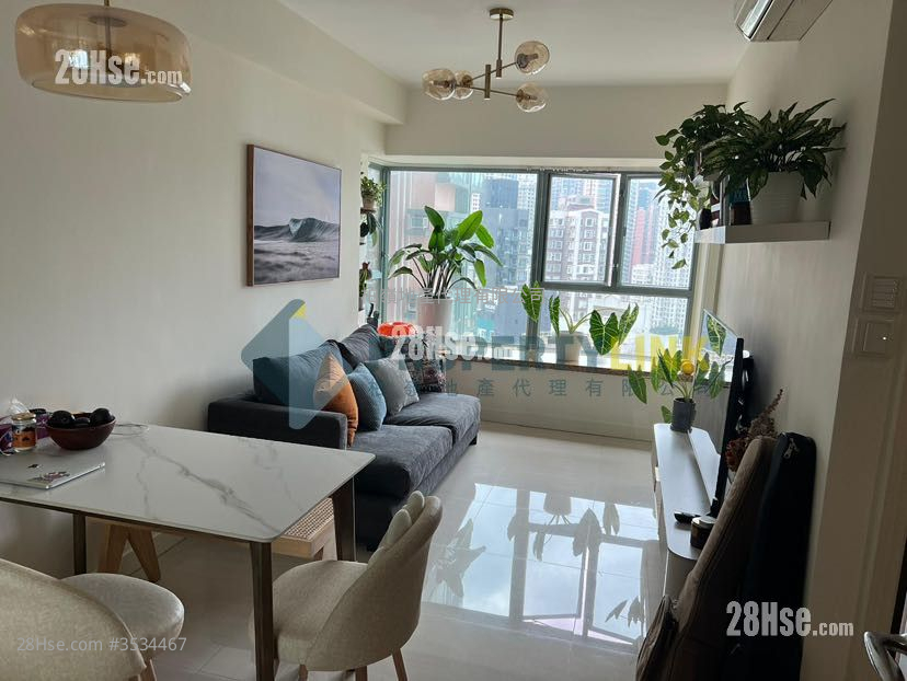 Queen's Terrace Sell 2 Bedrooms , 1 Bathroom 395 ft² ( 36.7 m² )