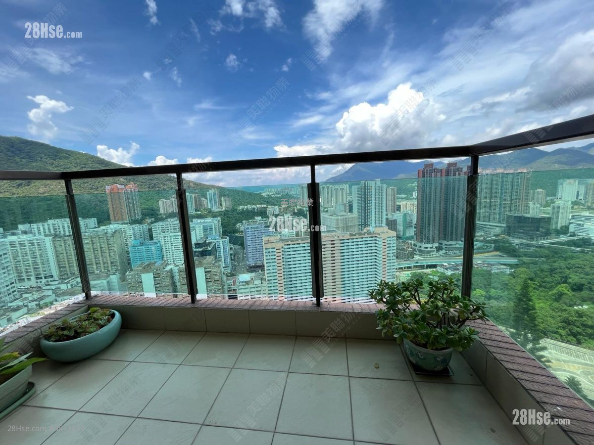 Shatin 33 Sell 3 Bedrooms , 3 Bathrooms 1,296 ft² ( 120.4 m² )