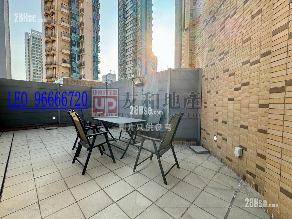 Billionnaire Luxe Rental 3 Bedrooms , 2 Bathrooms 602 ft² ( 55.9 m² )
