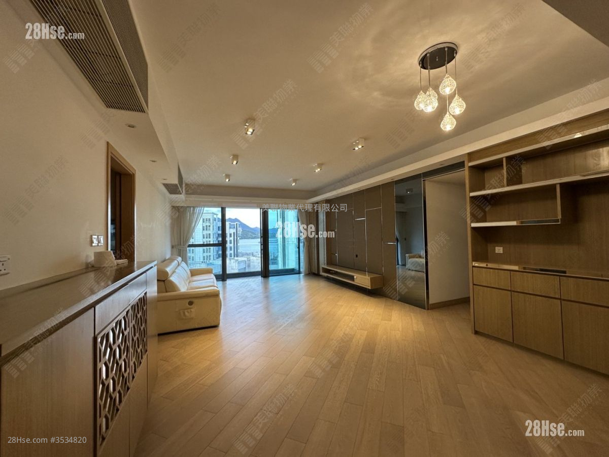 Providence Peak Rental 4 Bedrooms , 3 Bathrooms 1,545 ft² ( 143.5 m² )