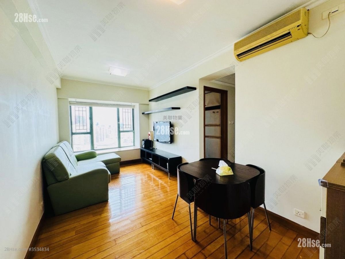 Park Avenue Sell 2 Bedrooms 449 ft² ( 41.7 m² )