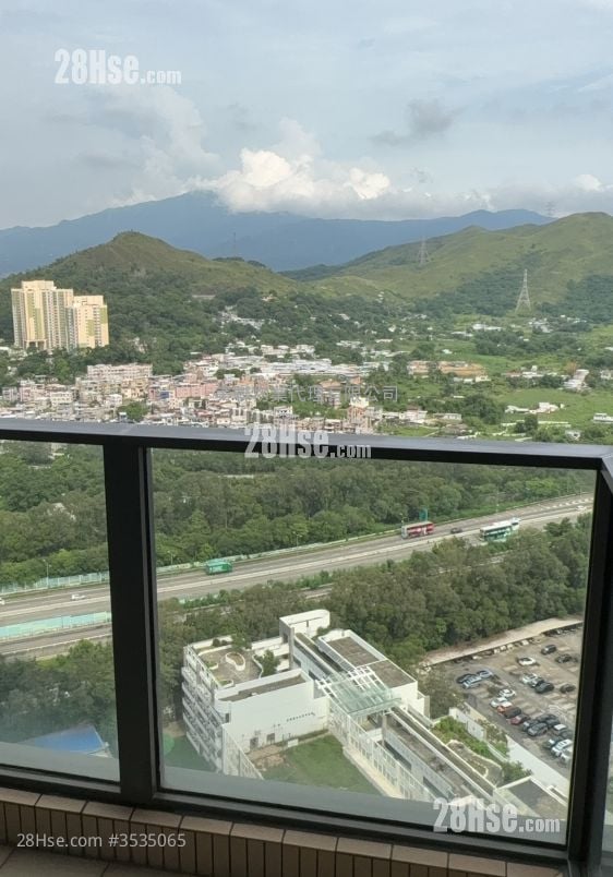 Yoho Midtown Rental 4 Bedrooms 988 ft² ( 91.8 m² )