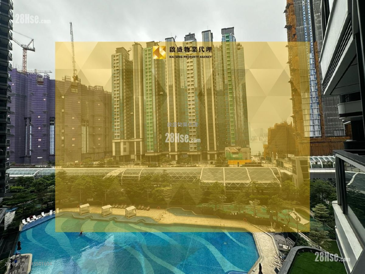 One Victoria Rental 2 Bedrooms , 1 Bathroom 457 ft² ( 42.5 m² )