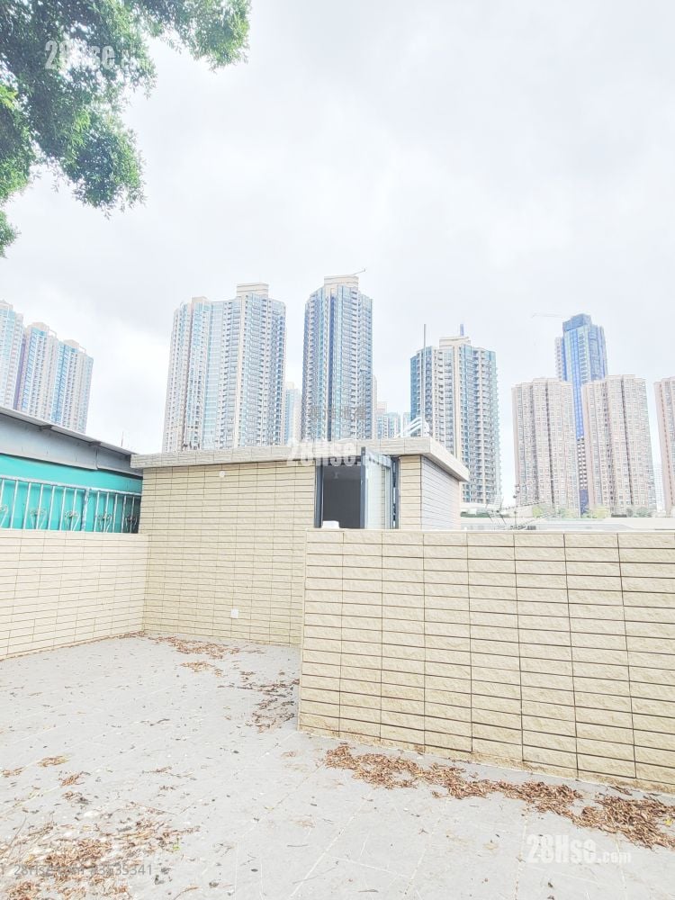 Village Sell 2 Bedrooms , 1 Bathroom 900 ft² ( 83.6 m² )