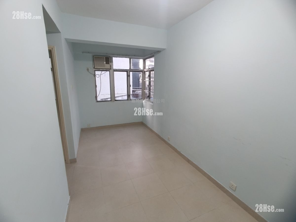 Ealing Court Rental 1 Bedroom , 1 Bathroom 260 ft² ( 24.2 m² )