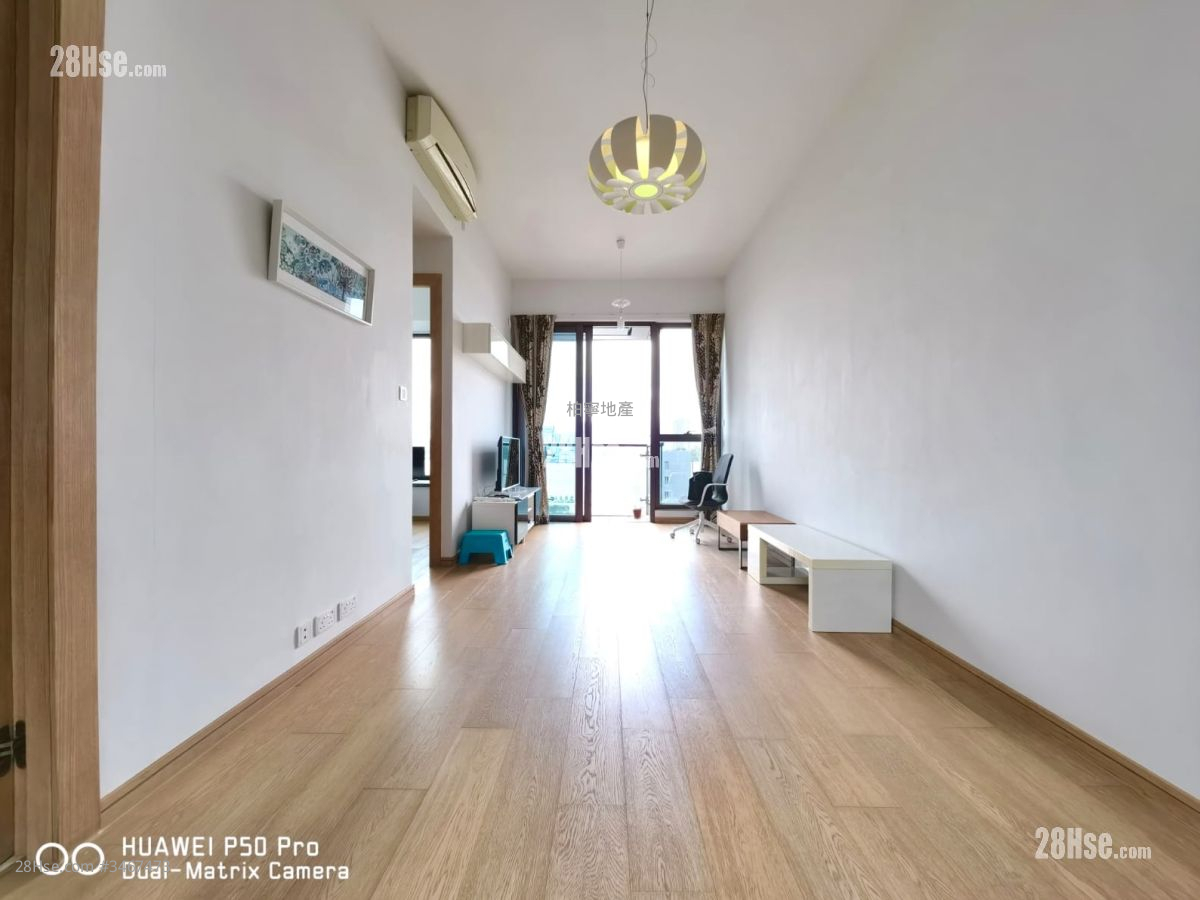 The Gloucester Rental 2 Bedrooms , 1 Bathroom 667 ft² ( 62.0 m² )