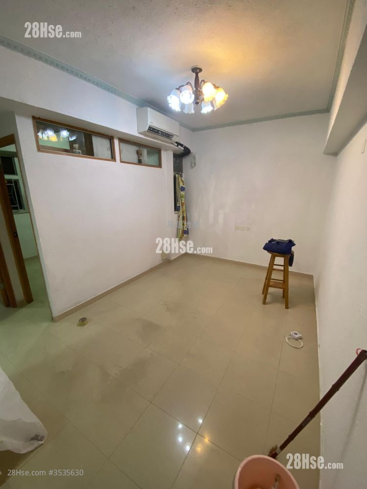 Mei Sun Lau Rental 2 Bedrooms , 1 Bathroom 360 ft² ( 33.4 m² )