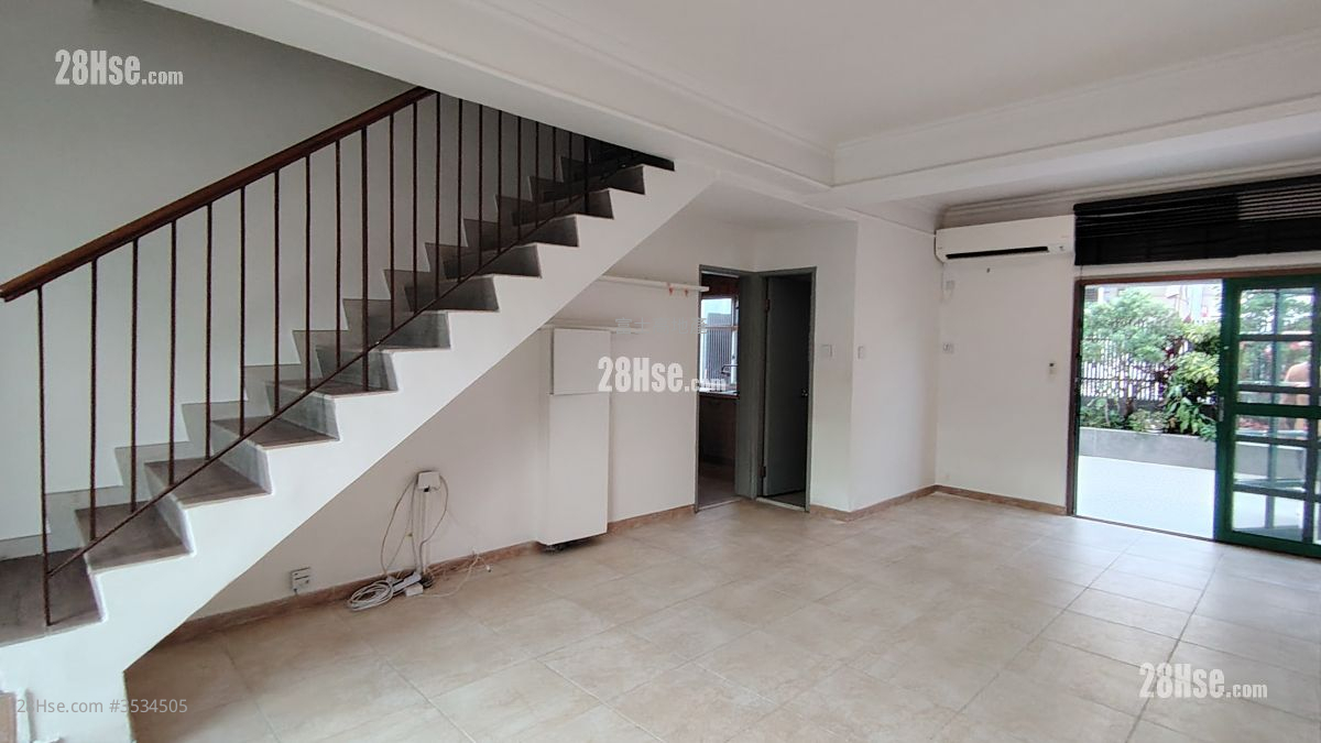 Fairview Park Rental 3 Bedrooms , 2 Bathrooms 840 ft² ( 78.0 m² )