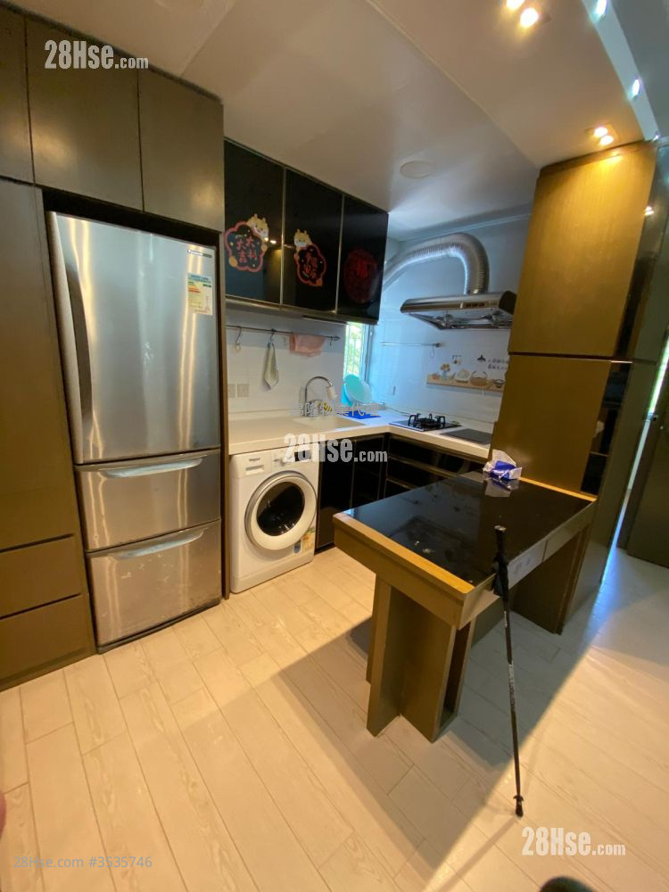 Fook Sing Mansion Rental 2 Bedrooms , 1 Bathroom 351 ft² ( 32.6 m² )