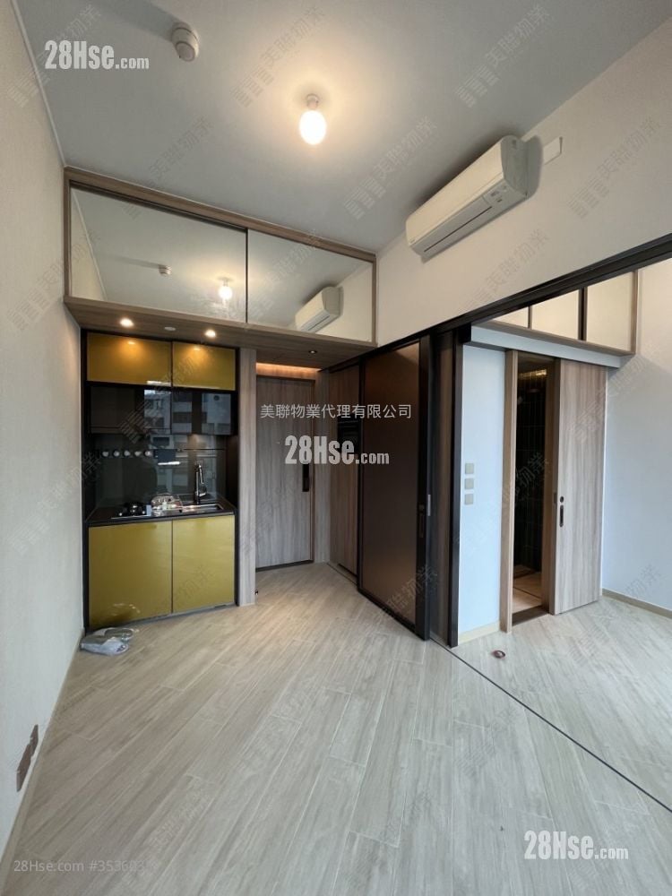 Gateway Square Mile Rental 1 Bedroom , 1 Bathroom 273 ft² ( 25.4 m² )