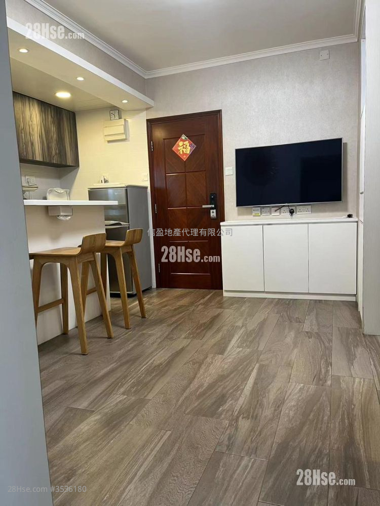 Fung Cheong Building Rental 3 Bedrooms , 1 Bathroom 356 ft² ( 33.1 m² )