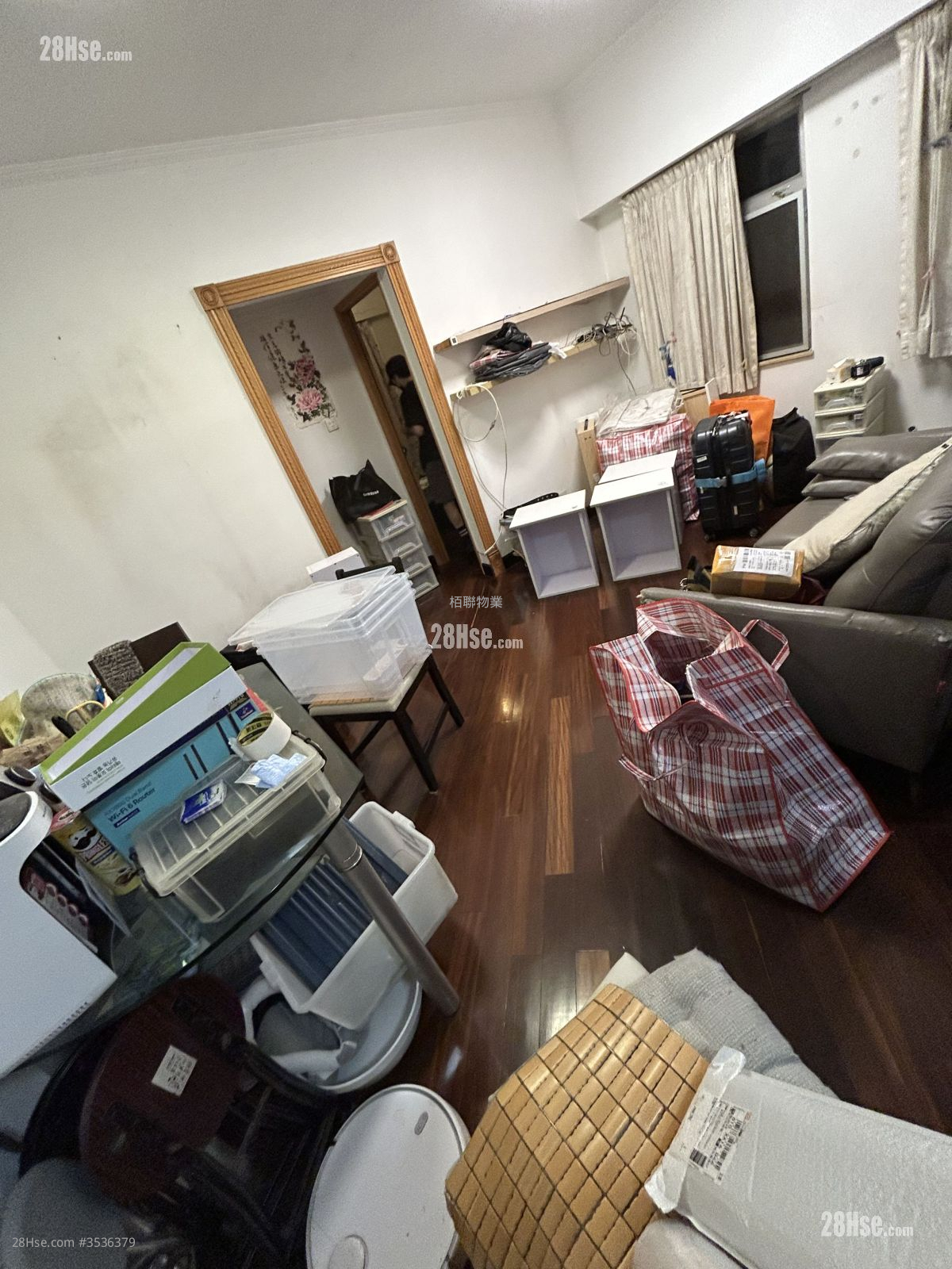 Luen Fat Apartments Rental 2 Bedrooms , 1 Bathroom 460 ft² ( 42.7 m² )