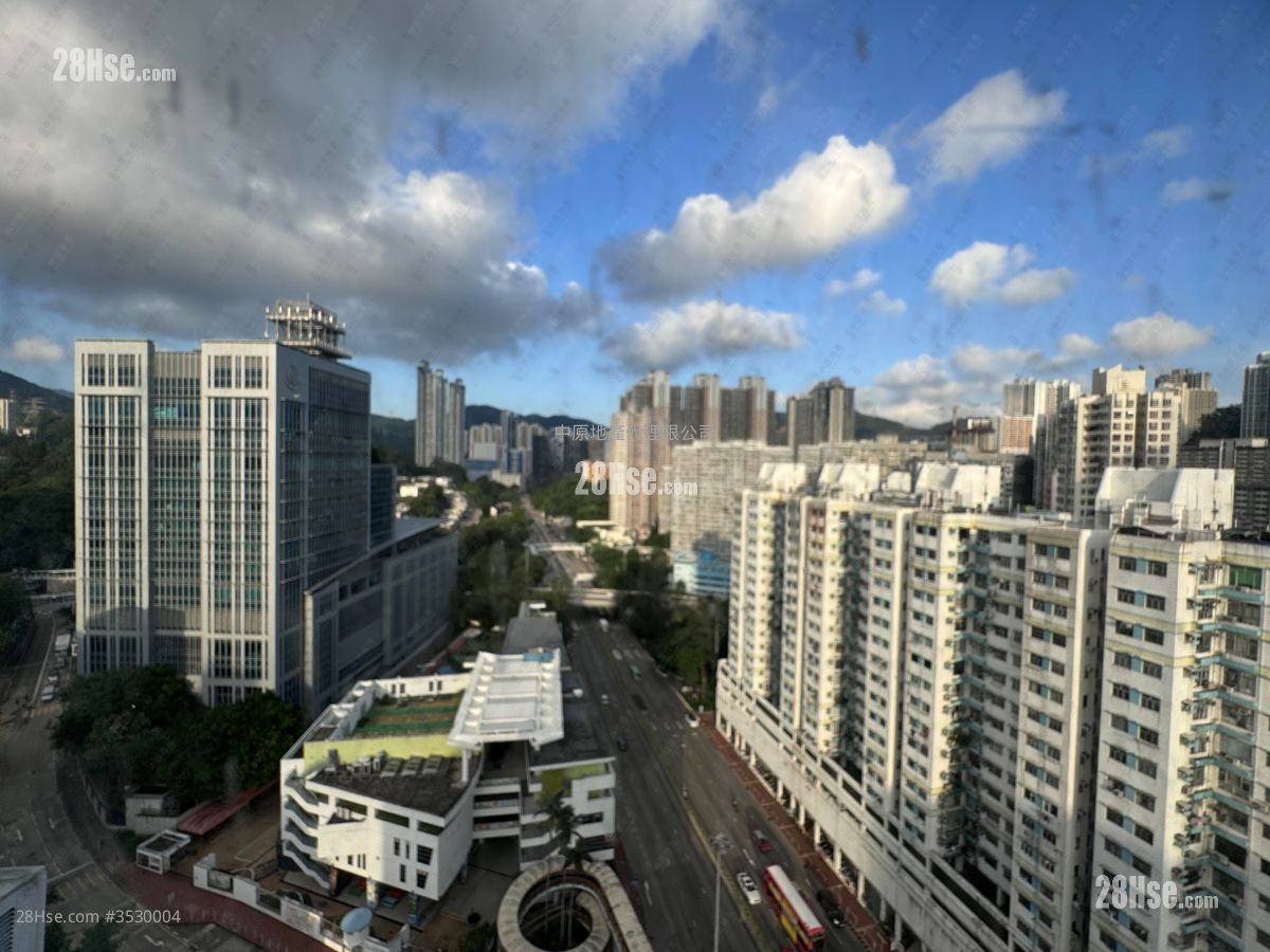 豪辉花园 租盘 3 房 , 1 浴室 463 平方尺 ( 43.0 平方米 )
