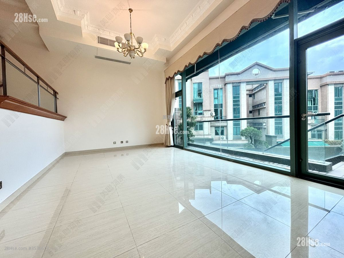 Chateau Royale Sell 3 Bedrooms , 4 Bathrooms 2,160 ft² ( 200.7 m² )