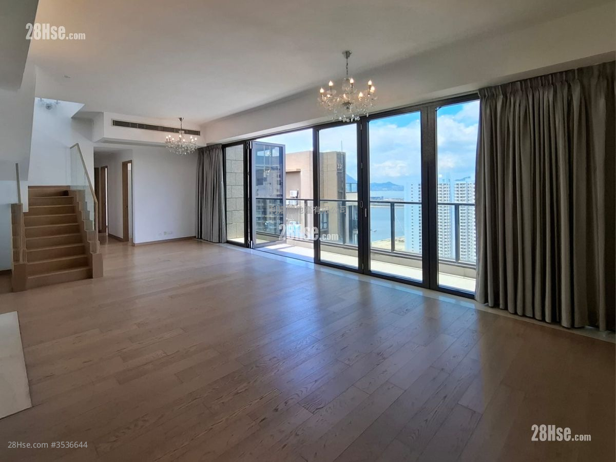 The Visionary Rental 4 Bedrooms 1,574 ft² ( 146.2 m² )