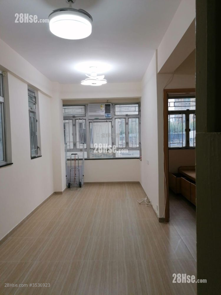 Tuen Mun Centre Rental 1 Bedroom , 1 Bathroom 280 ft² ( 26.0 m² )