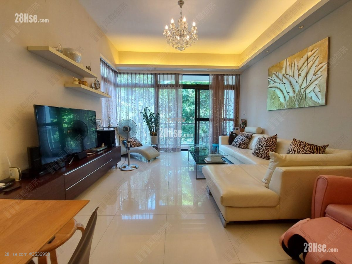 Golf Parkview Sell 3 Bedrooms , 1 Bathroom 1,108 ft² ( 102.9 m² )