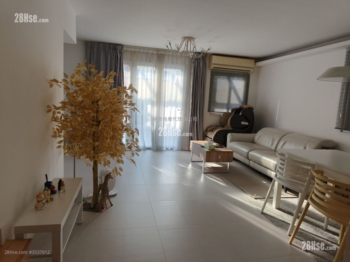 Fairview Park Rental 3 Bedrooms , 2 Bathrooms 848 ft² ( 78.8 m² )