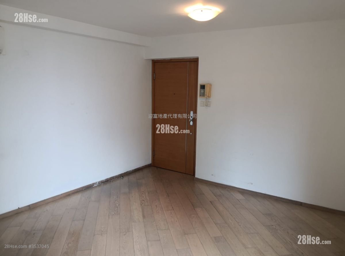 Harbour Place Sell 2 Bedrooms , 1 Bathroom 481 ft² ( 44.7 m² )