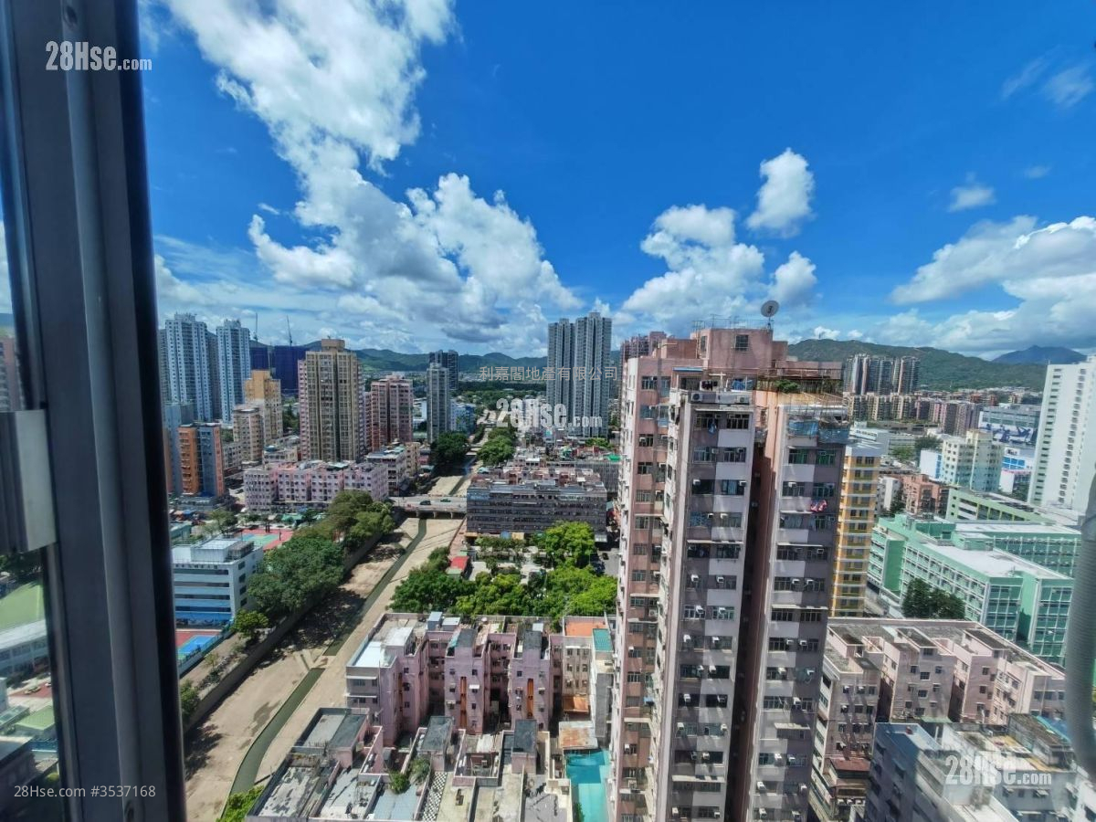 Healey Building Sell 1 Bedroom 241 ft² ( 22.4 m² )
