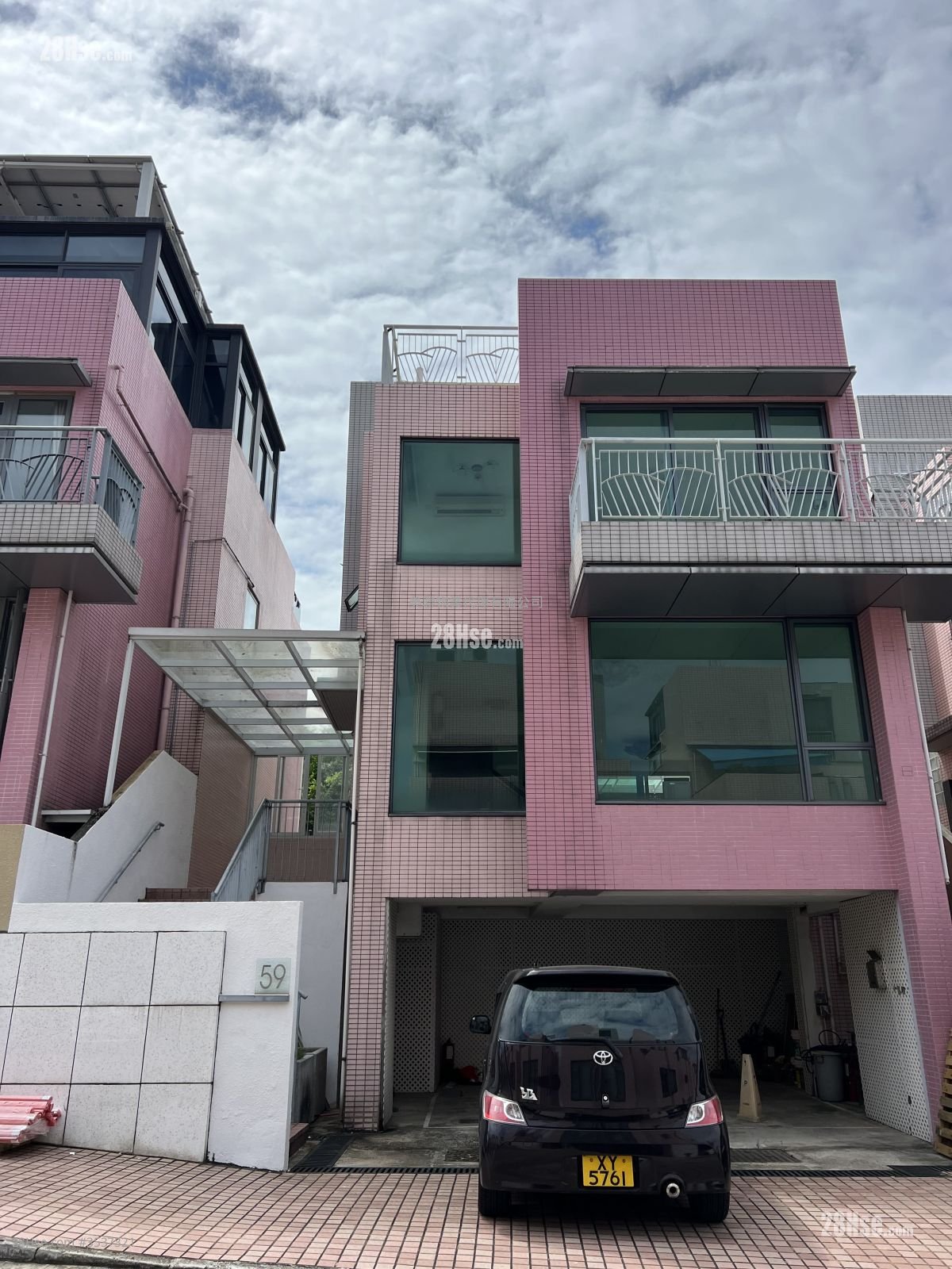 Rolling Hills Sell 1,548 ft² ( 143.8 m² )