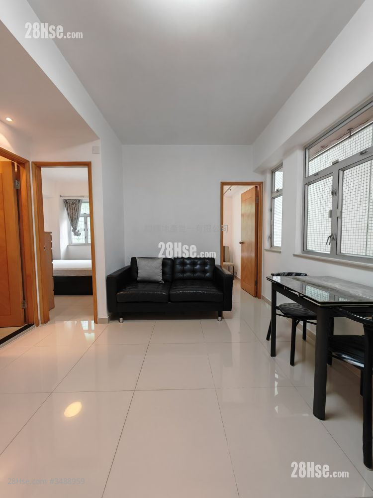 Yiu Pont House Rental 2 Bedrooms , 1 Bathroom 419 ft² ( 38.9 m² )