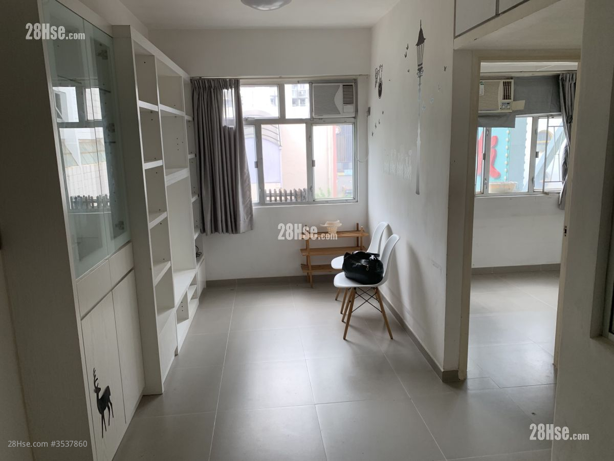 Goldfield Mansion Rental 1 Bedroom 304 ft² ( 28.2 m² )