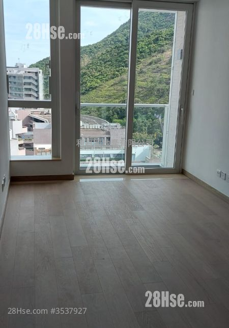 The Grand Marine Rental 2 Bedrooms , 1 Bathroom 426 ft² ( 39.6 m² )